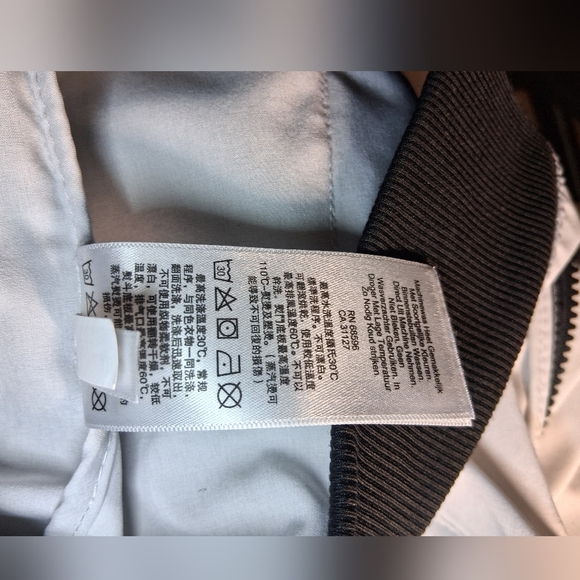 NWOT DKNY Sport Women's S Logo Bomber Jacket Ribbed Cuffs Hem Cream Black - Picture 14 of 15